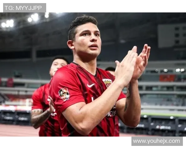 过去十年退役的足球球星:传奇人物的告别与足坛新篇章的开启 过去十年退役的足球球星:传奇人物的告别与足坛新篇章的开启